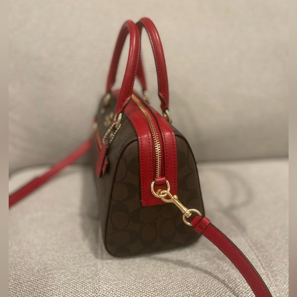 Coach satchel in signature canvas - Picture 2 of 4